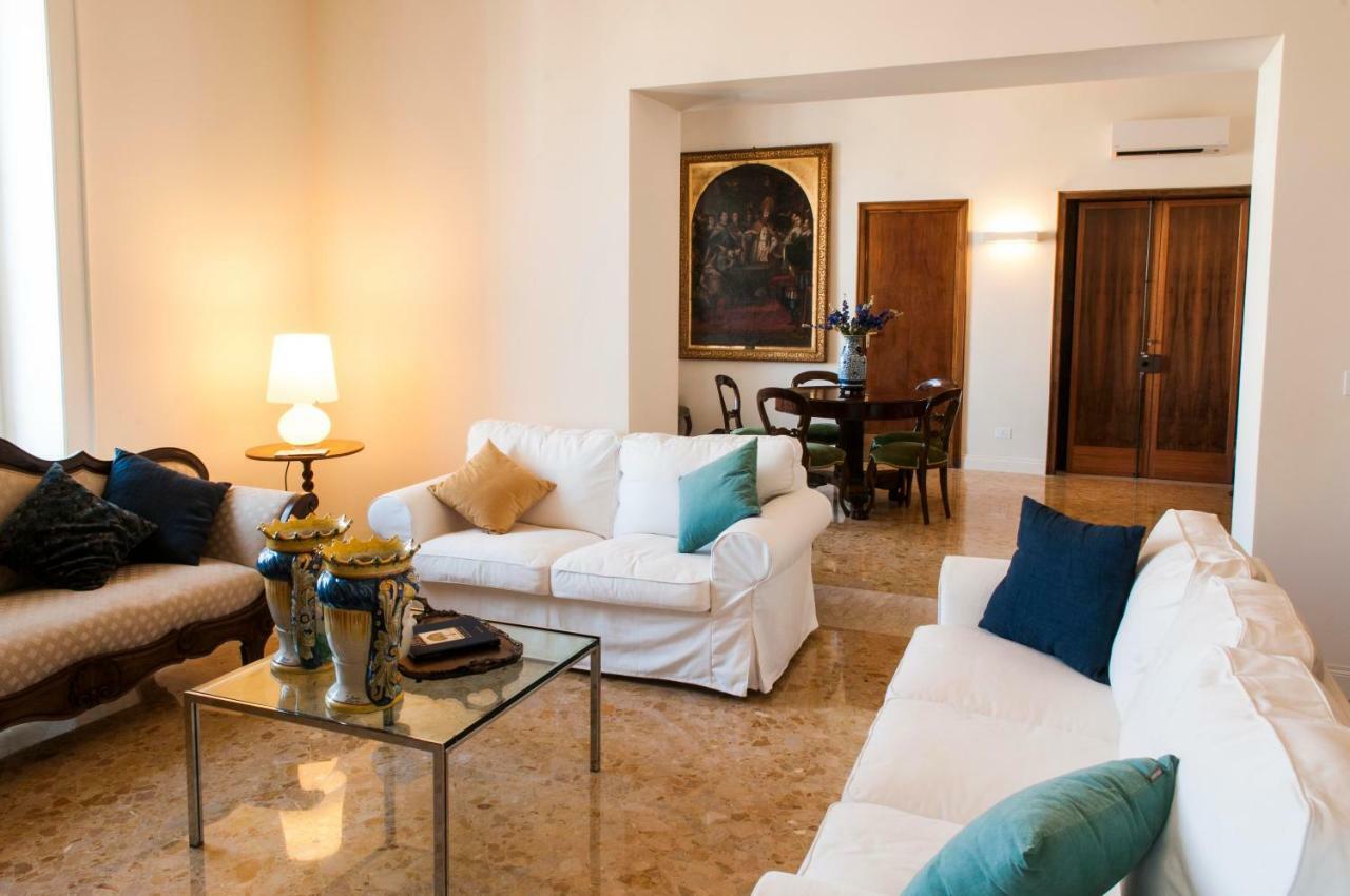 Ortigia Exclusive Apartment Syracuse Ngoại thất bức ảnh