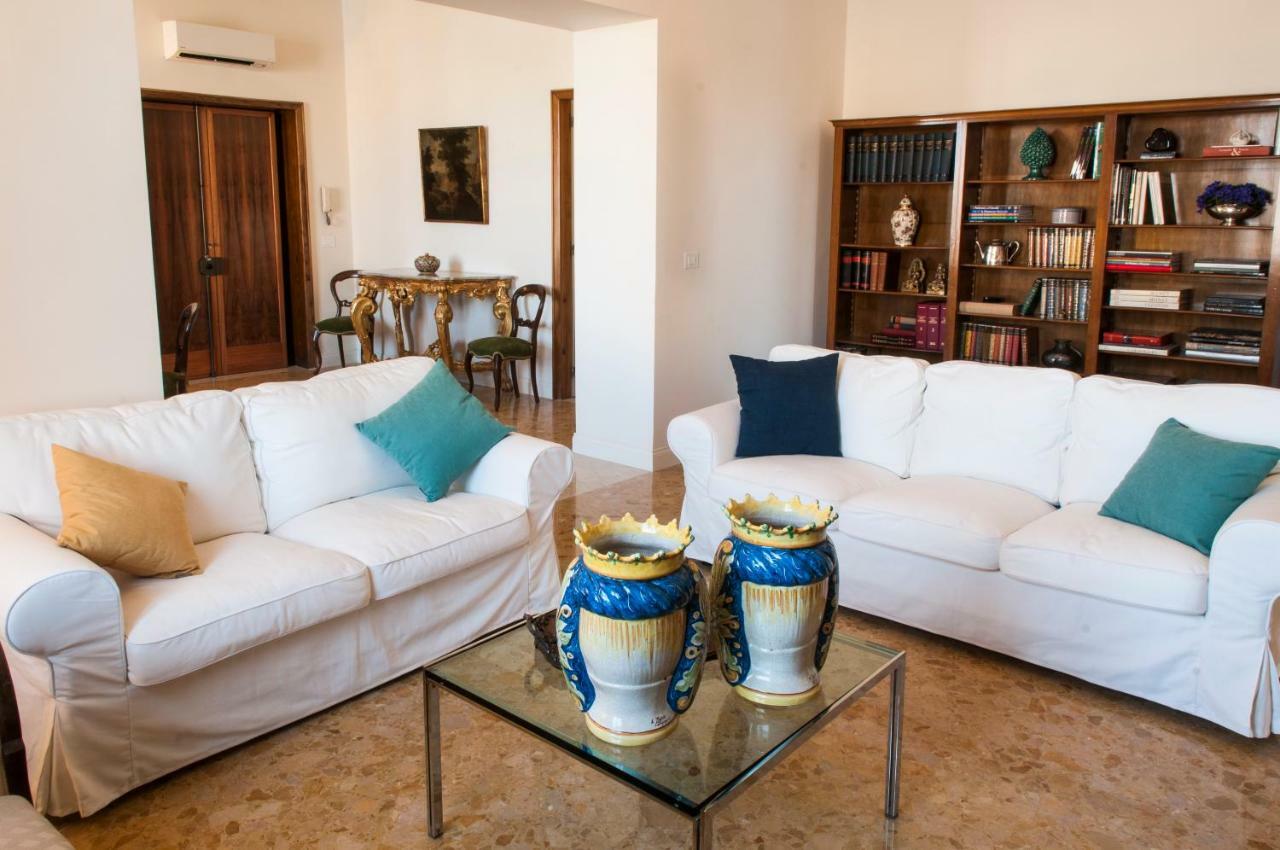 Ortigia Exclusive Apartment Syracuse Ngoại thất bức ảnh